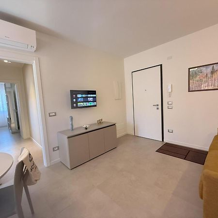 Villa D'Annunzio บิบิโอเน ภายนอก รูปภาพ