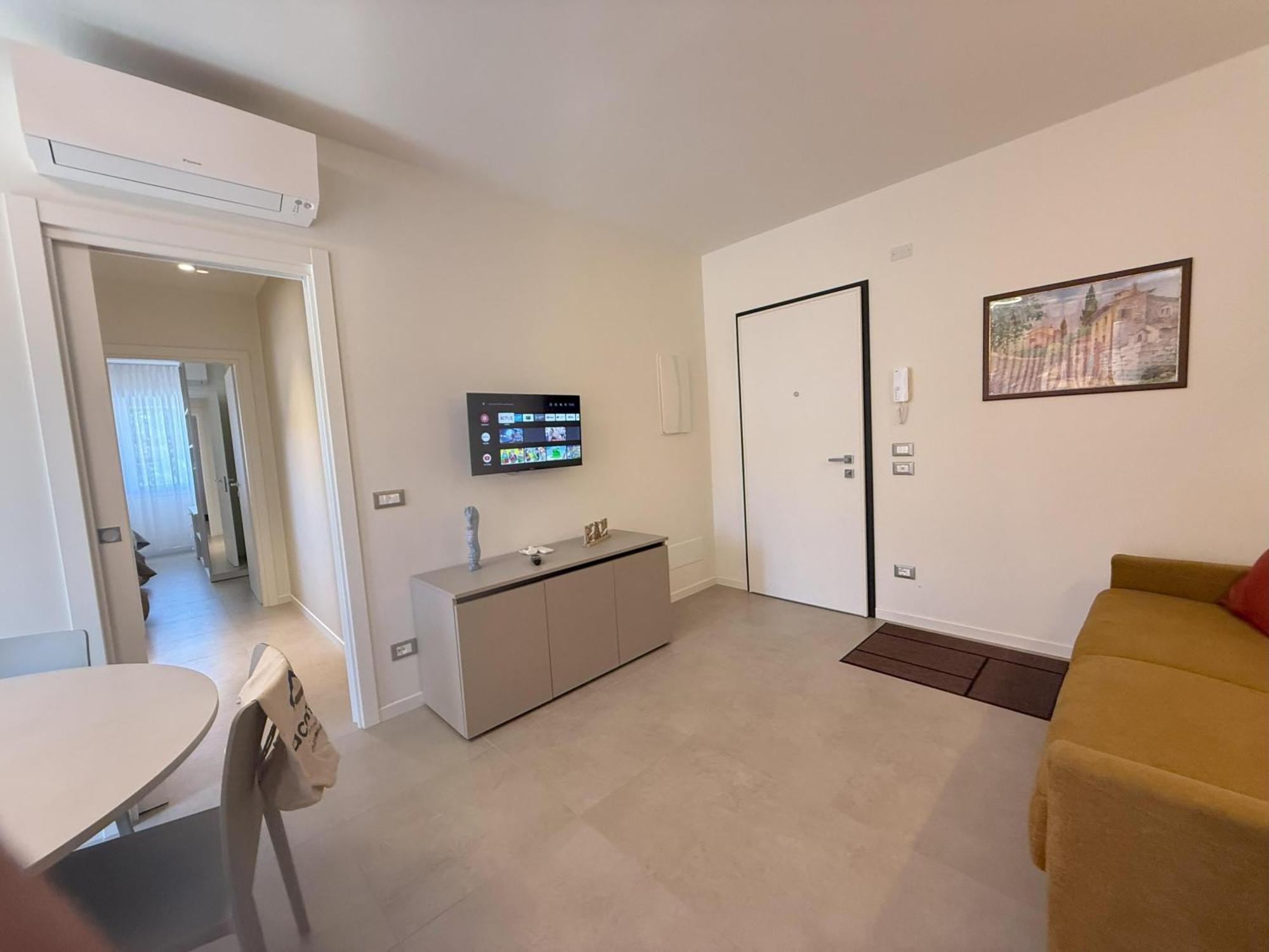 Villa D'Annunzio บิบิโอเน ภายนอก รูปภาพ